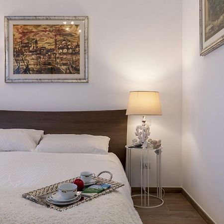 Luminoso Appartamento Con Terrazzo A La Storta Rome Luaran gambar